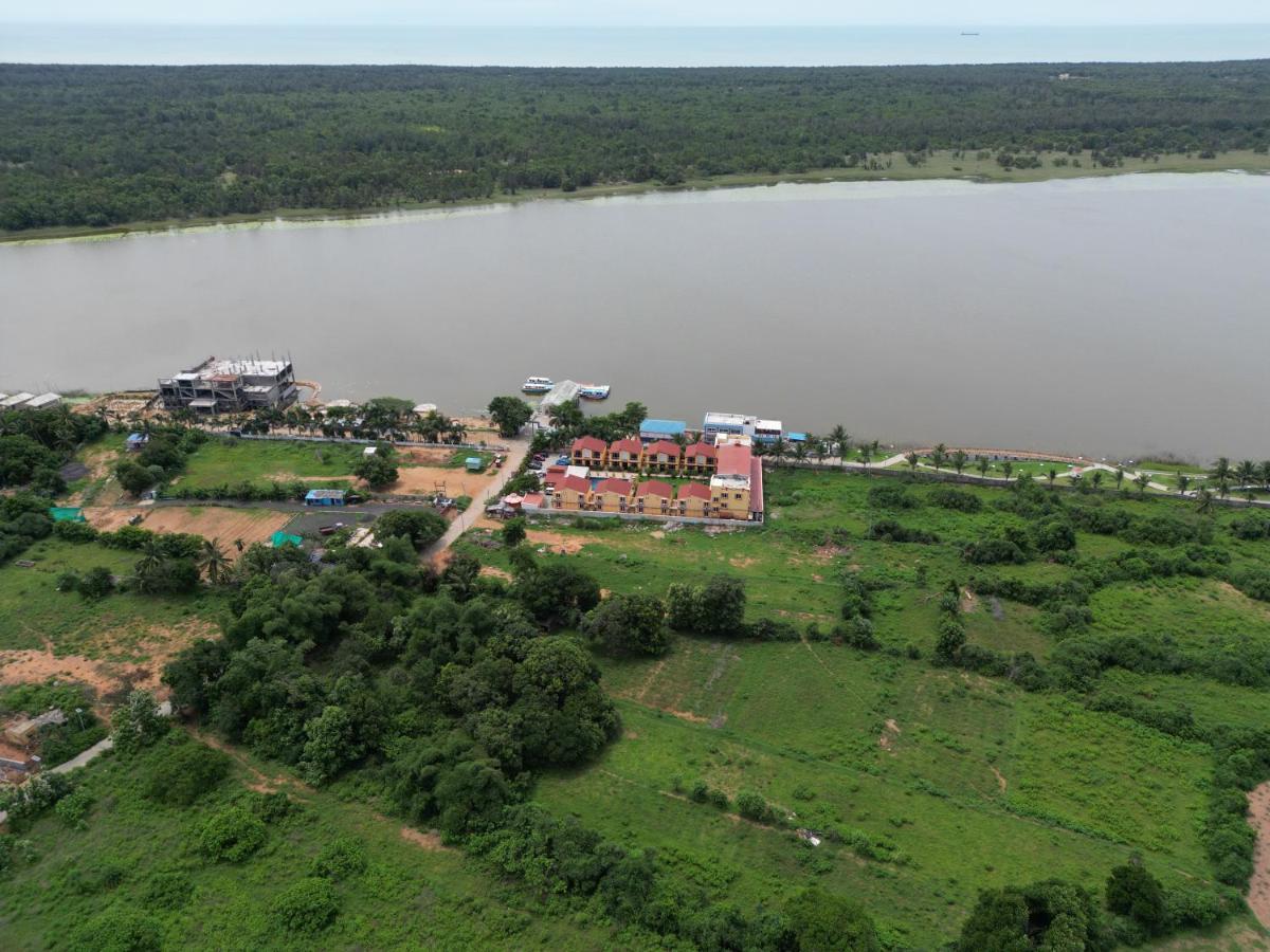 Tampara Resort Chatrapur Exterior photo